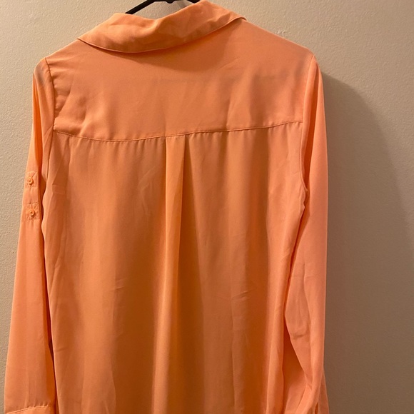 Bright salmon colored express portofino shirt - Picture 2 of 3